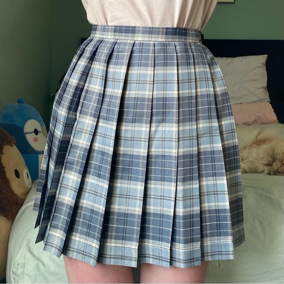 Plaid pleated skirt - Picture 3 of 9